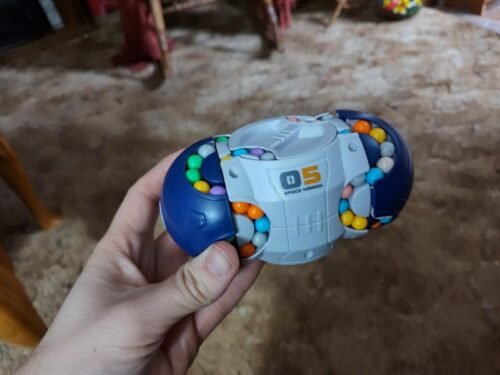 8-Sided Magic Cube: Rotating Beaded Puzzle Toy photo review