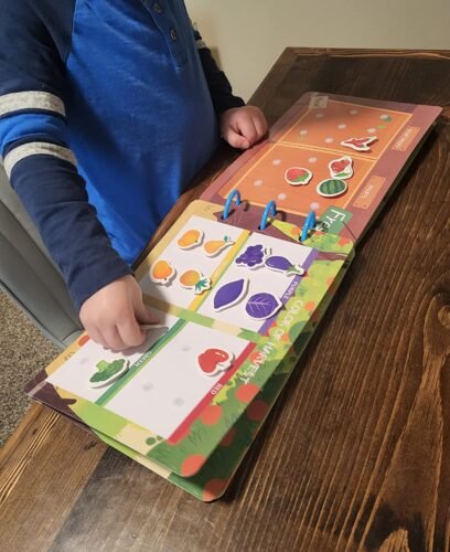 Children’s Enlightenment Animal Sticker Book Puzzle Educational Toys Baby Montessori Early Education photo review